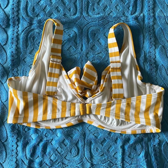 Gabifresh X Swimsuits for all underwire striped bikini top 16E/F - Picture 2 of 6